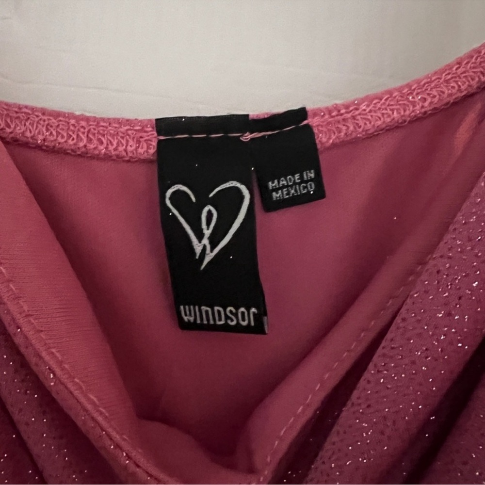Windsor Form Fitting Sparkly Pink Dress - Picture 4 of 4